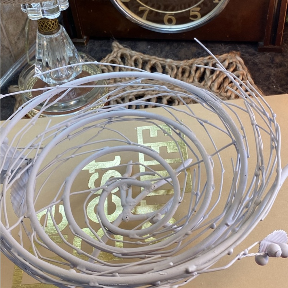 White Decorative Metal Bird’s Nest